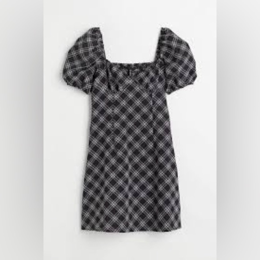 H&M Black and White Plaid Puff-Sleeve Midi Dress